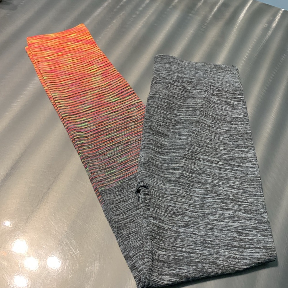 JVINI Gray Heather/Neon Stripe Space Dye Leggings One Size
